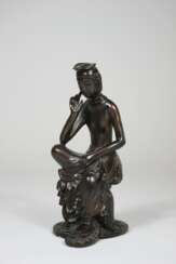 Bronzefigur eines nachdenklichen Bodhisattva