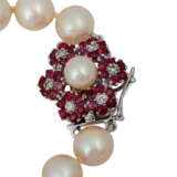 Akoya Perlenkette mit edelsteinbesetzter Schließe, - photo 5