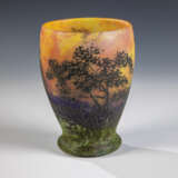 Vase mit Baumlandschaft - Foto 1