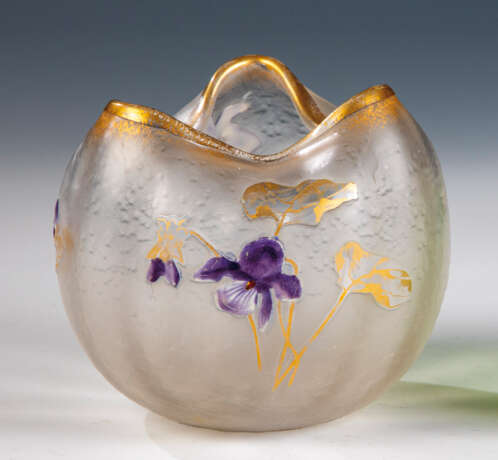 Vase mit Hornveilchen - Foto 1