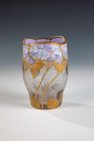 Vase mit Hortensien - Foto 1