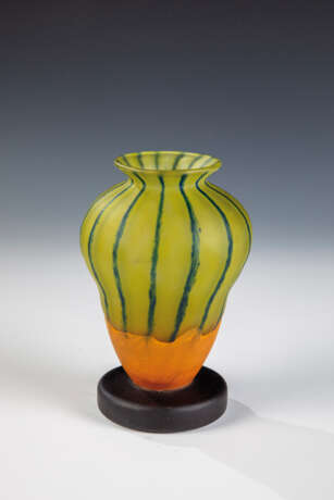 Seltene Vase ''Filetés'' - фото 1