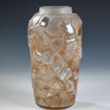 Vase mit Glockenblumen - Foto 1