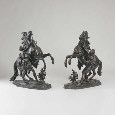 Nicolas Coustou. Imposante Bronze-Gruppe 'Pferdepaar von Marly' - Foto 1