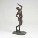 Deutscher Bildhauer. Bronze-Figur 'Herabsteigende' - photo 1
