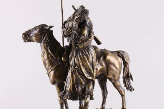 «Sculpture Adieu cosaque avec казачкой» Vassili Grachev (1831 - 1905) Bronze Moulage Сlassicisme Scènes de guerre 1880-е гг. - photo 2
