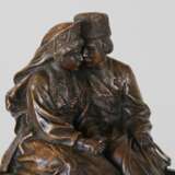 Скульптура Молодой казак с казачкой в возке Альберт Мориц Вольф (1854 - 1923) Бронза Литье Бытовой жанр 1900-е годы г. - фото 4