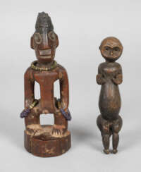 Zwei afrikanische Figuren