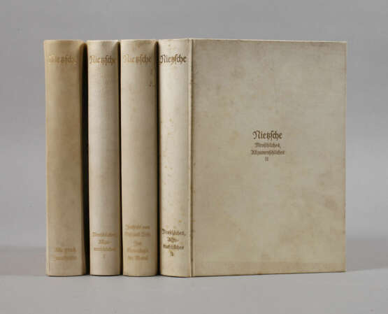 Vier Bände Liebhaberausgabe Nietzsche - photo 1