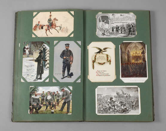 Postkartenalbum Militär - Foto 1
