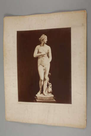 Drei großformatige Fotografien Venus Medici - photo 2