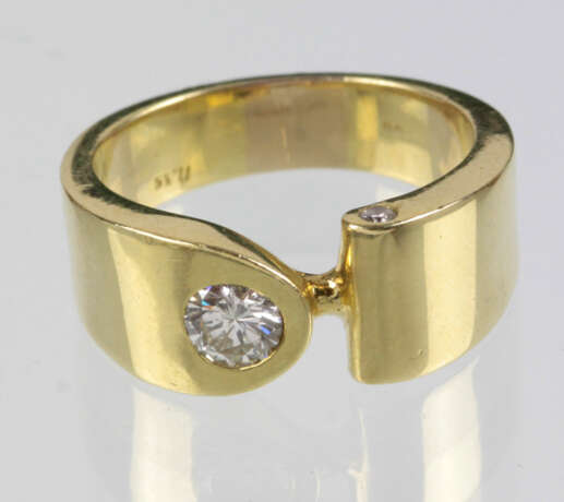 massiver Brillant Ring 0,50 ct. - Gelbgold 750 - photo 1