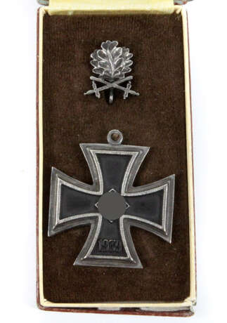 Ritterkreuz mit Eichenlaub u. Schwerter - Foto 1