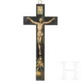 Bemaltes Kruzifix, süddeutsch, um 1700 - photo 1
