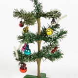 Weihnachtsbaum für die Puppenstube - фото 1