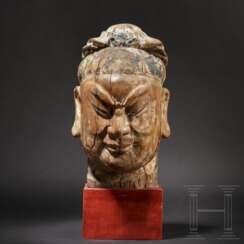 Imposanter Kopf eines hochrangigen Beamten, China, Ming-Dynastie, 16./17 Jahrhundert
