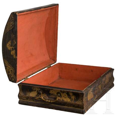Lackdose mit Golddekor für den europäischen Markt, China, Ende 18. Jahrhundert - фото 4
