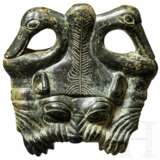 Bronzene Henkelattasche in theriomorpher Form, römisch, 2. - 3. Jahrhundert - photo 1