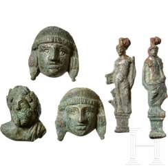 Fünf figürliche Beschläge, römisch, 2.- 3. Jahrhundert