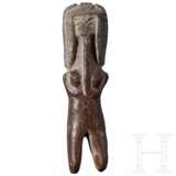 Kleinterrakotta in Form einer Flötenspielerin, Valdivia-Kultur, Ecuador, ca. 2500 – 2000 vor Christus - Foto 1