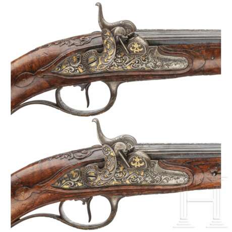 Ein Paar Perkussionspistolen mit feinem Eisenschnitt, süddeutsch, um 1780 - Foto 4