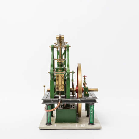 ROBERT STEPHENSON AND COMPANY Modell einer Halbbalancier-Dampfmaschine, 1823, - photo 2