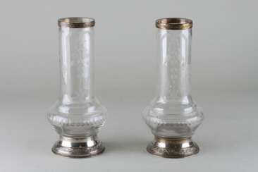 This pair of vases. France, 19th century.