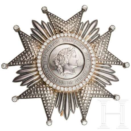 Nationaler Orden der Ehrenlegion (Ordre national de la Légion d'honneur) – Bruststern der Großkreuze und Großoffiziere mit Diamanten, datiert 1926 - Foto 3