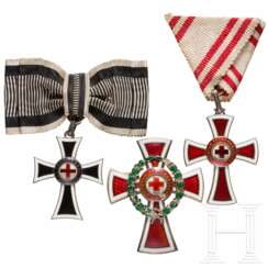Drei Ehrenzeichen Rotes Kreuz