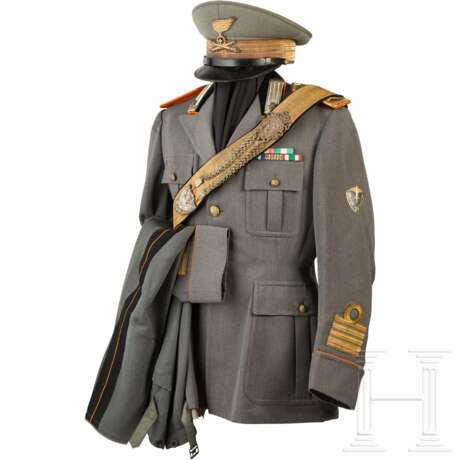 Uniform M 34 für einen Oberst der Artillerie der Divisione Granatieri di Sardegna - photo 1