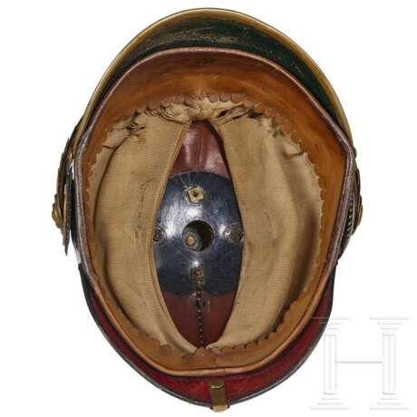 A Prussian Spiked Helmet for Officers of the Infantry - Foto 3