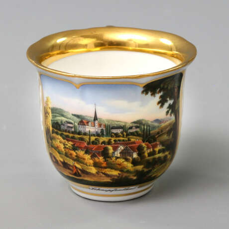 GOTHA Henneberg&Co, Ansichtentasse mit Untertasse 'Schnepfenthal', ca. 1860-1883. - photo 2