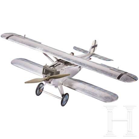 Detailliertes Modell einer Dornier Zeppelin D.I - фото 2