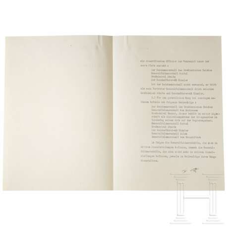 Anordnung Hitlers an die Wehrmachtsbefehlshaber mit der Festlegung der Reihenfolge der GFM und Großadmirale vom 22.2.1944 - Exemplar Göring - photo 2