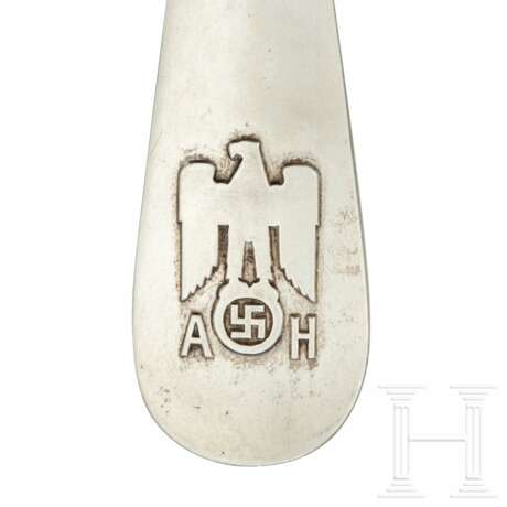 Adolf Hitler – a Dinner Fork from his Personal Silver Service - photo 3