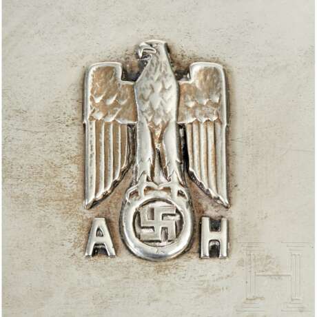 Adolf Hitler – a Cigarette Box from his Personal Silver Service - фото 5