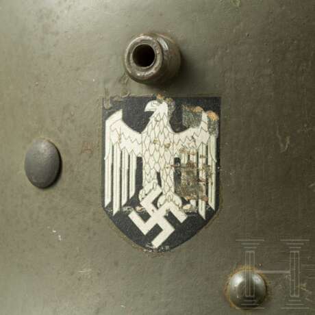 Stahlhelm M 17/35 des Heeres mit beiden Abzeichen - фото 4