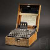 Chiffriermaschine "Enigma I", Nummer "A 10694", komplett mit Holzkasten - фото 1