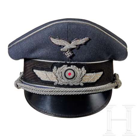 A visor cap for officers of the Luftwaffe - Foto 4