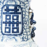 Blau-weisse Bodenvase. CHINA, späte Qing-Dynastie (1874-1908) - фото 2