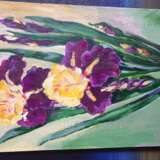 “Irises in bloom” Canvas Acrylic paint Still life 2019 - photo 2