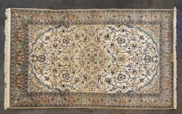 Orientteppich. NAIN/HABIBIAN, 20. Jahrhundert, 252x162