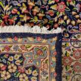 Orientteppich. KIRMAN/IRAN, 20. Jahrhundert, 290x197 cm - фото 2