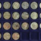 Große Sammlung von 109 Gedenk- und Kursmünzen der DDR - фото 2
