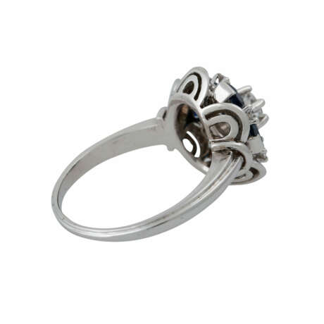 Ring mit Brillanten und Achtkantdiamanten, zusammen ca. 0,55 ct, - photo 3