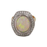 Ring mit Opal, ca. 2,9 ct entouriert von Brillanten, - Foto 1