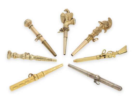 Uhrenschlüssel: kleine Sammlung seltener Spindeluhrenschlüssel, ca. 1680-1820, dabei Raritäten - Foto 2