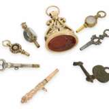 Uhrenschlüssel: kleine Sammlung seltener Spindeluhrenschlüssel, ca. 1680-1820, dabei Raritäten - photo 4