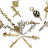 Uhrenschlüssel: kleine Sammlung seltener Spindeluhrenschlüssel, ca. 1680-1820, dabei Raritäten - photo 1