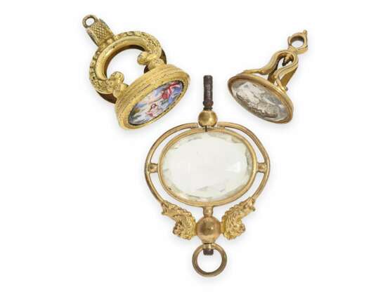 Taschenuhrenschlüssel/Petschaft: 3 sehr seltene Schlüssel/Petschaften für Spindeluhren, um 1820, Bergkristall und Emaillemalerei - фото 2